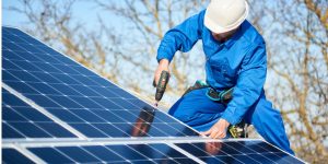 Installation Maintenance Panneaux Solaires Photovoltaïques à Monnai